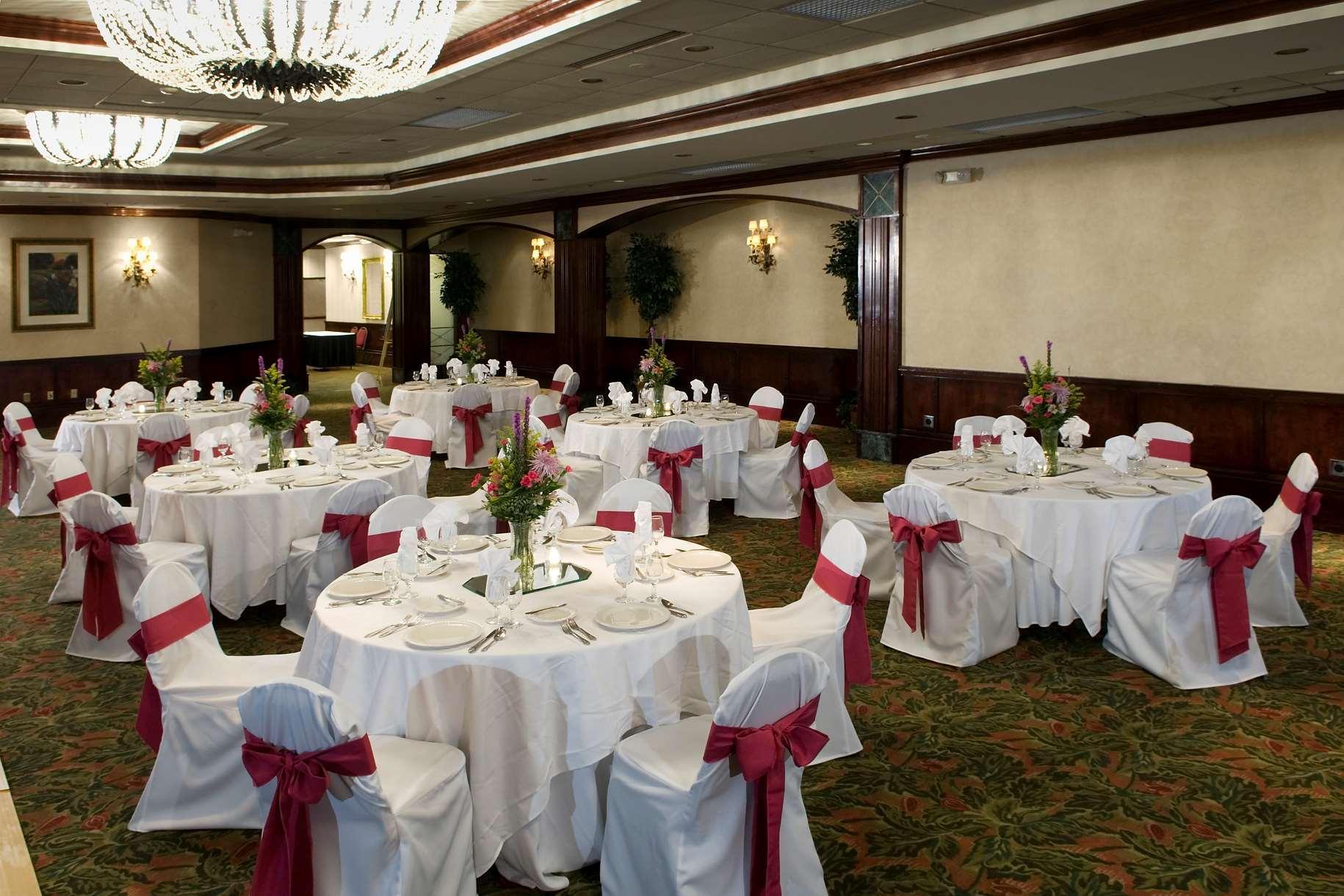 Embassy Suites By Hilton Columbia Greystone Экстерьер фото