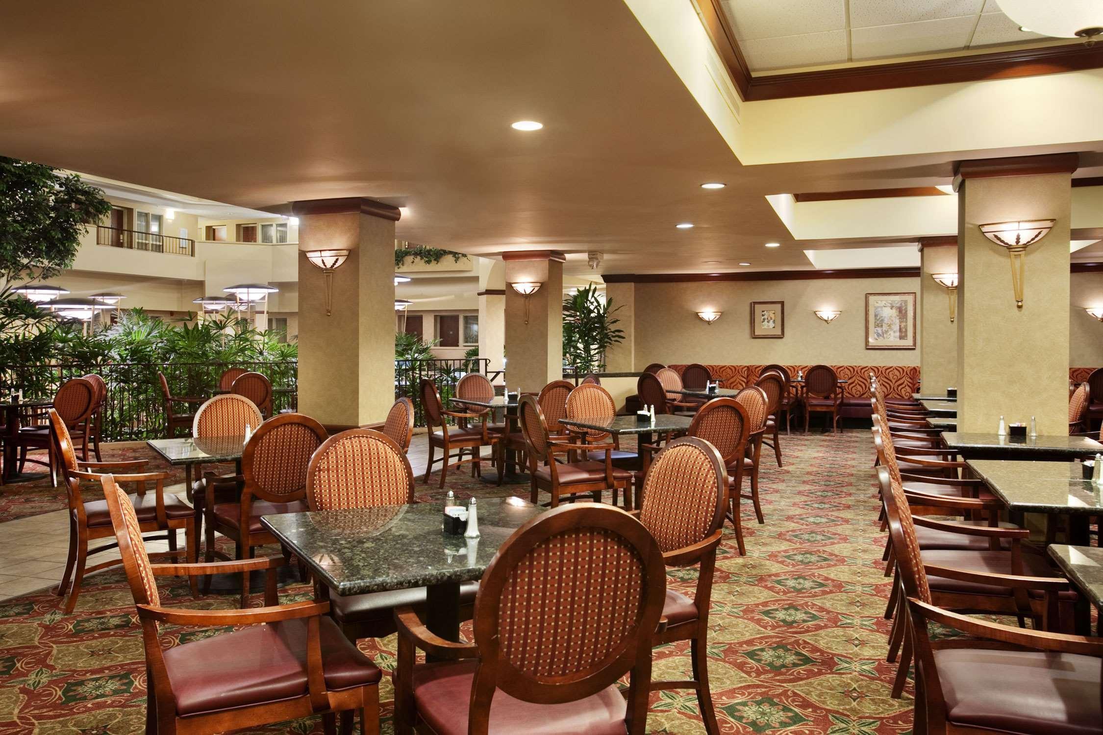 Embassy Suites By Hilton Columbia Greystone Экстерьер фото