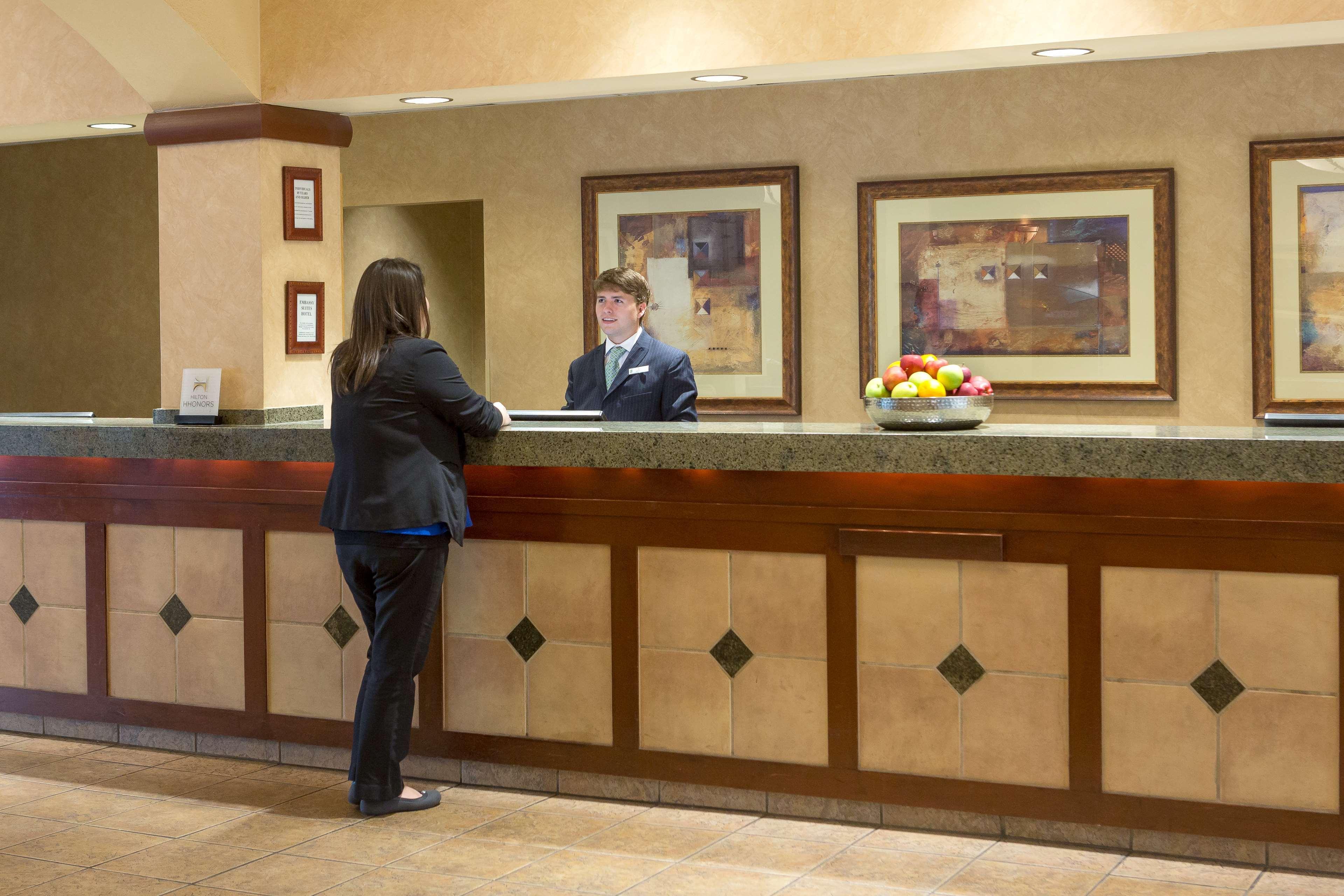 Embassy Suites By Hilton Columbia Greystone Экстерьер фото